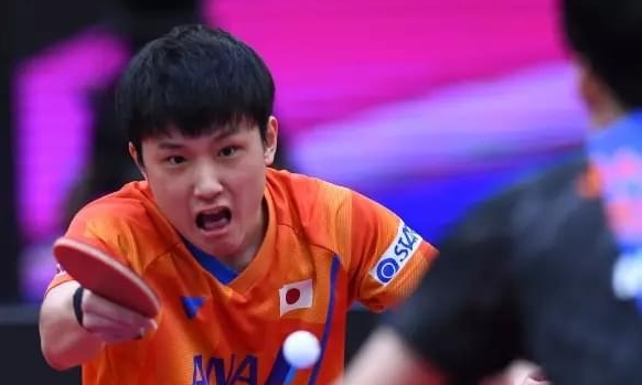 我怎么听着不像揽责，更像甩锅呢……

热知识一，现场观众想支持谁是自由，中国队去