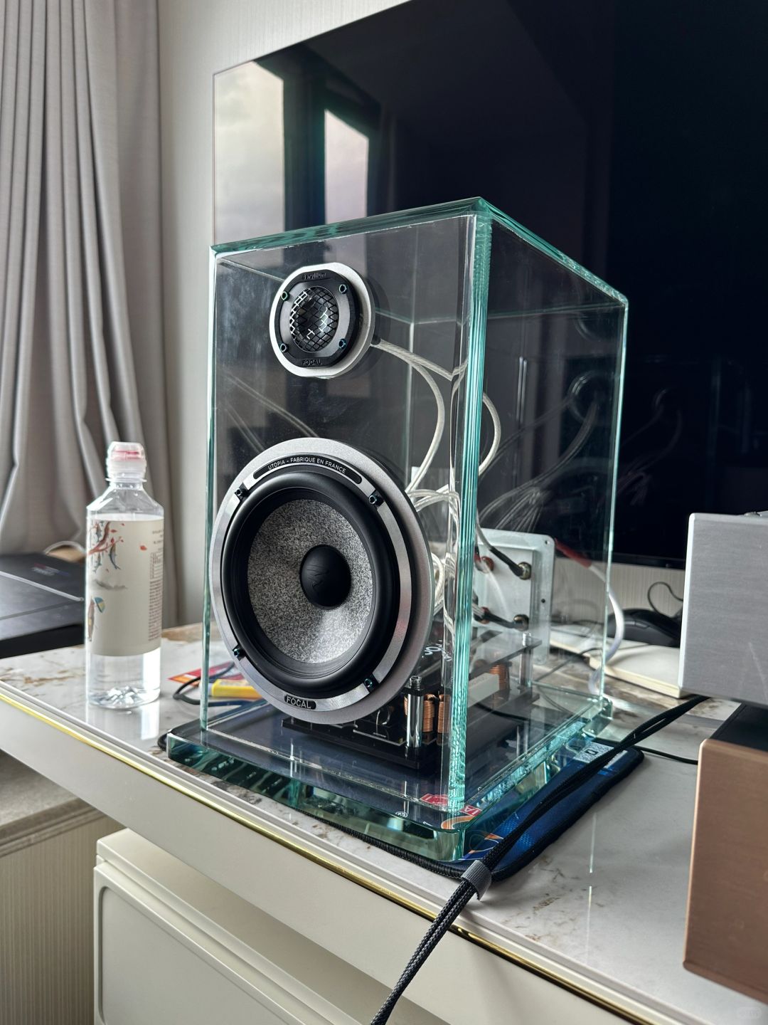 自己做的音箱。终于搞定了
