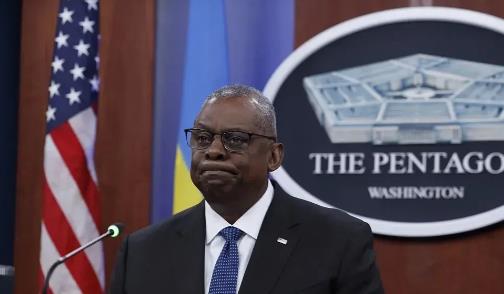 美国国防部长劳埃德·奥斯汀入了ICU，但事情的荒谬之处在于，所有人都一无所知。
