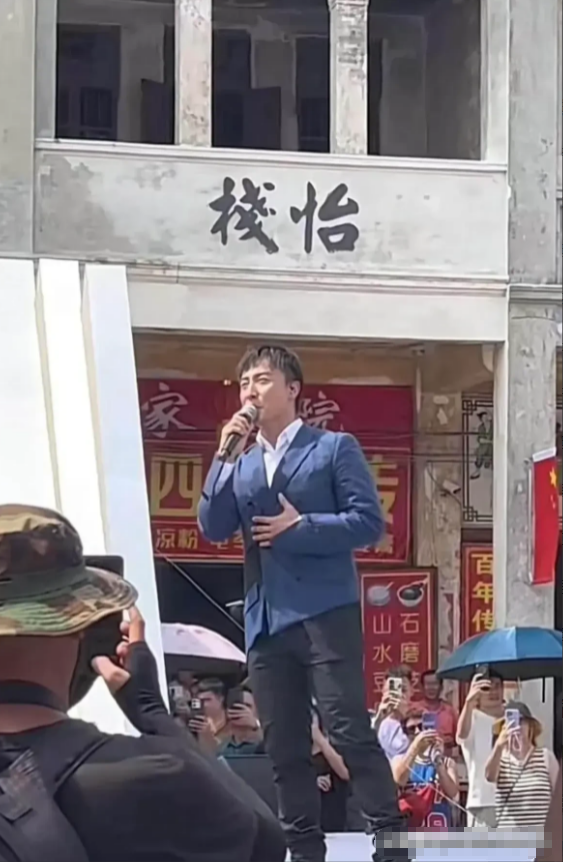 曾经的男神居然变成这样了，差一点都没有认出来！