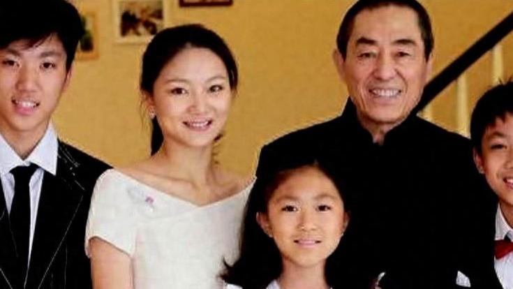 张艺谋发声：弃巩俐选19岁的陈婷，是因为我也有生理需求，很爱孩子