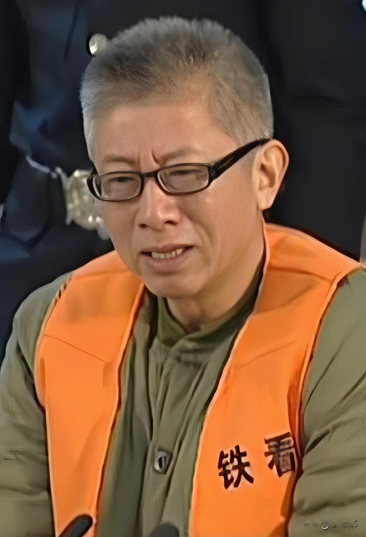 李铁全招了，5项贪腐事实让人惊掉下巴: 1.国足主教练不是凭实力坐上去的，而是花