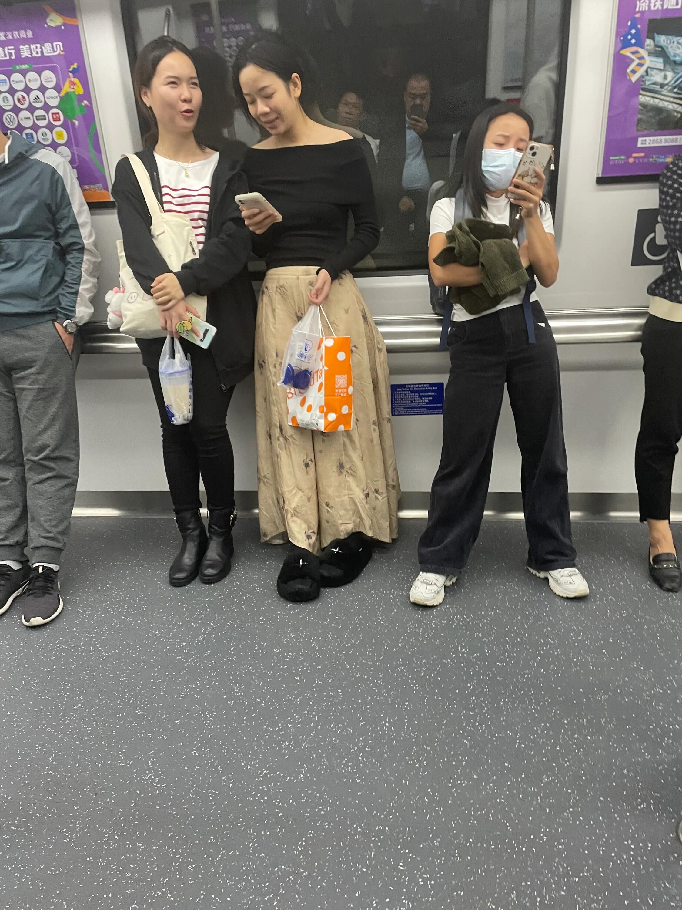 这3个女生放一起，你选谁？
