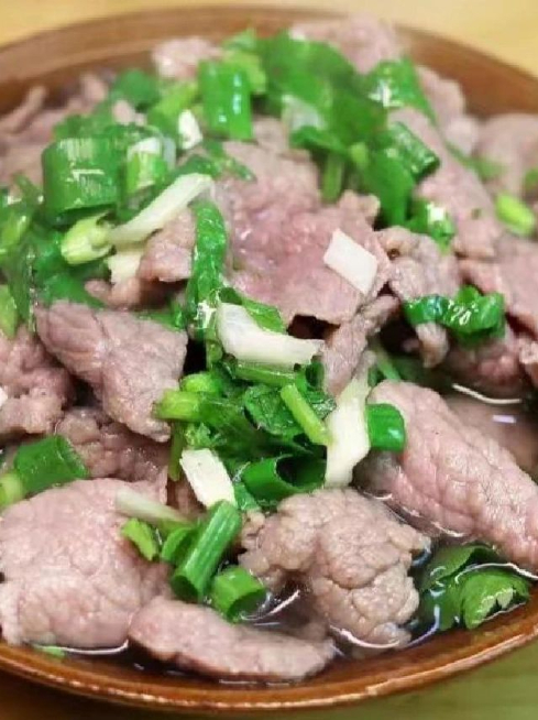 四川美食——跷脚牛肉、甜皮鸭、钟水饺