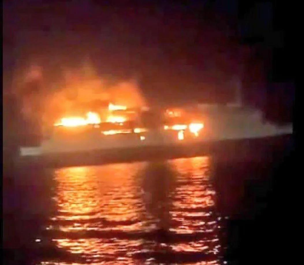 
真动手了！由于挪威油轮在经过也门胡塞武装控制海域未听从警告，也门胡塞武装直接向