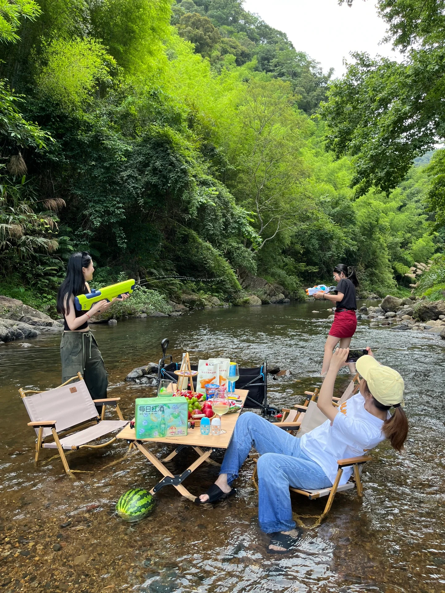夏日避暑就该在泡小溪里｜广佛免费露营推荐