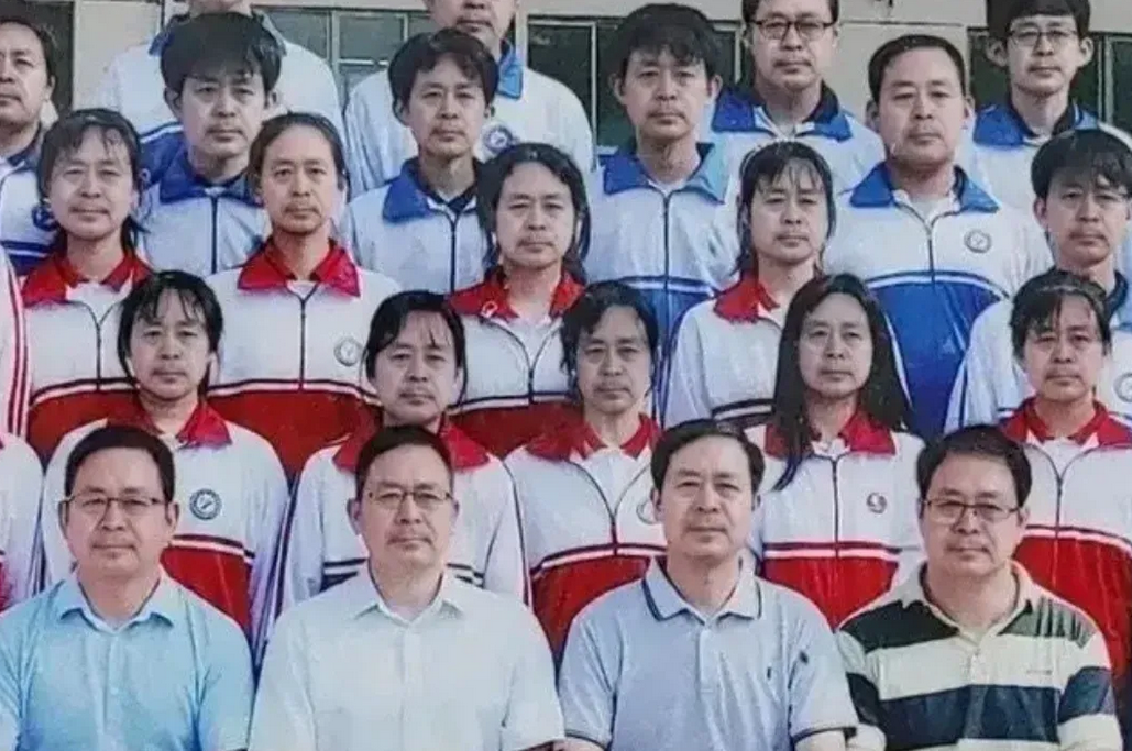 地表最强毕业照，不接受反驳！