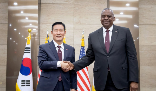 就在昨天，韩国防长放出狠话称：如果朝鲜挑起战争，将走向覆灭并被统一。

不知道大