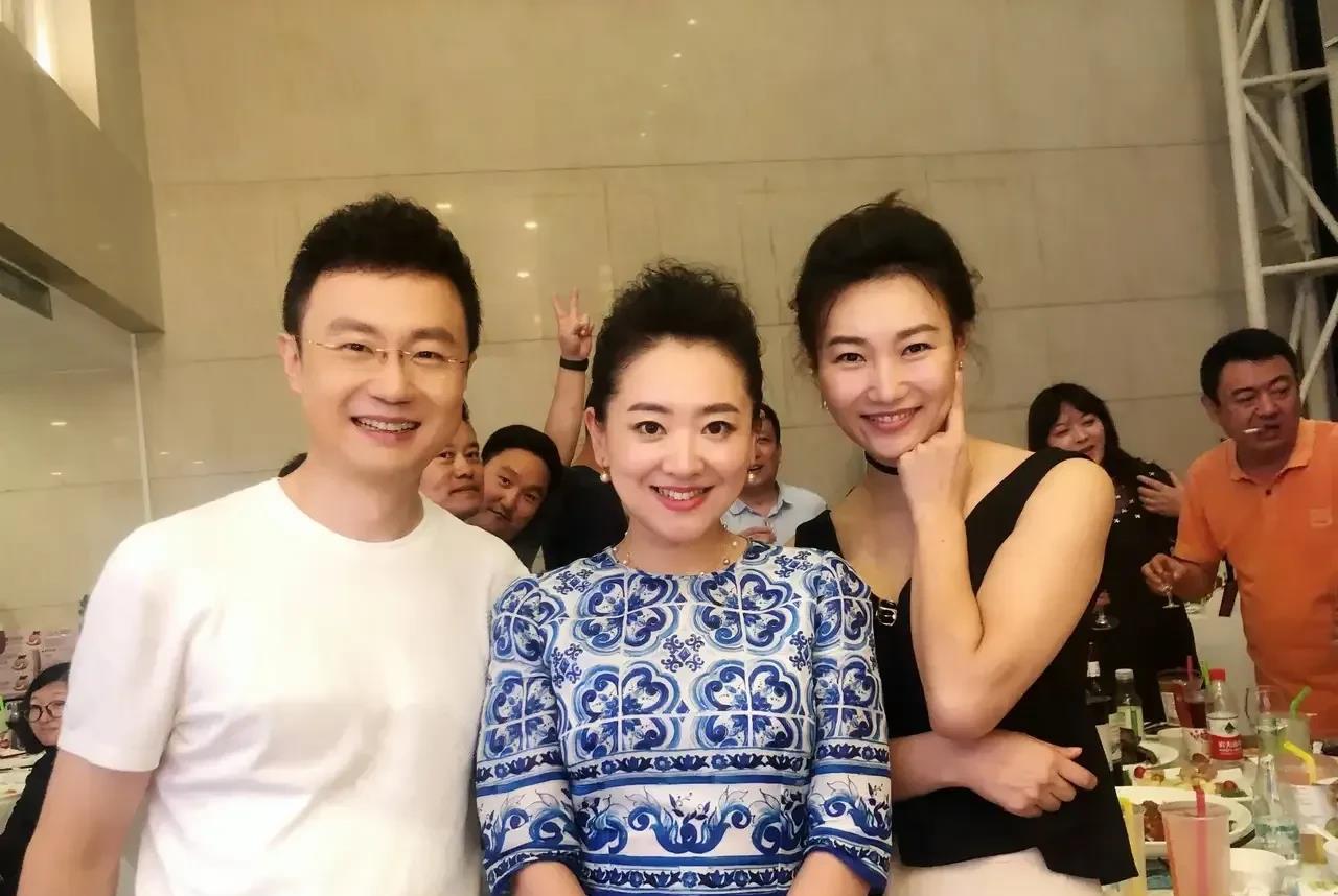 央视著名少儿节目主持人“月亮姐姐”王淏，很多人都只知道她叫月亮姐姐，不知道她的真