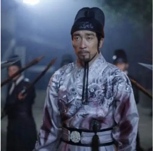 现在很多人写明穿小说的时候，往往对百户往往嗤之以鼻，老是觉得这种芝麻绿豆大小的官