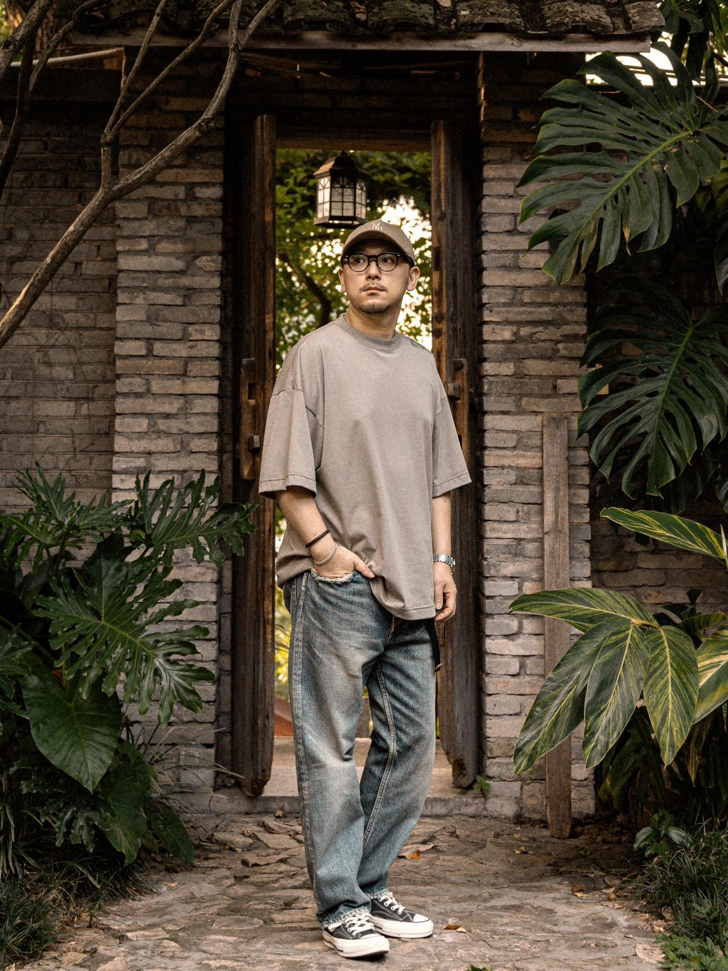 大叔的复古牛裤这样搭配可否