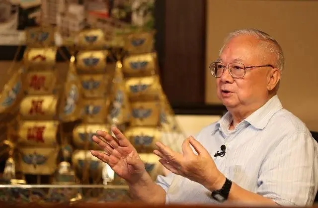 90年代，香港富商胡应湘斥巨资建成了虎门大桥，他曾表示收回成本以后会将大桥无偿捐