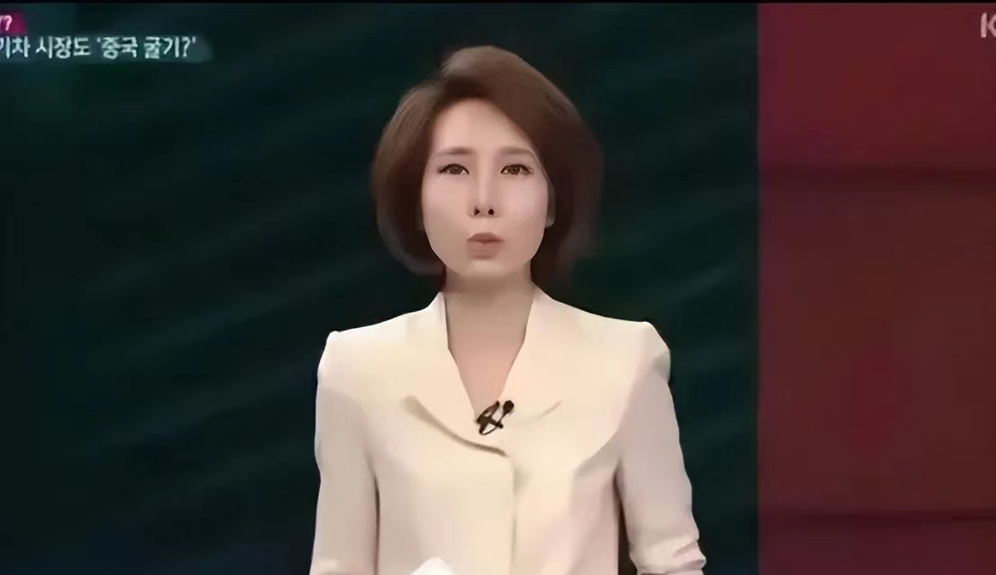 韩国女主持人在一档节目中嘲讽：“中国制造就是廉价、仿品的代名词！”教授听后一笑，
