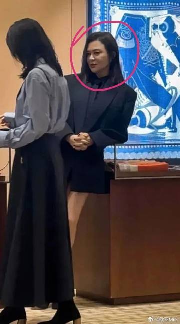 看图片大家知道她是谁吗？这可是曾经的昔日女神啊！