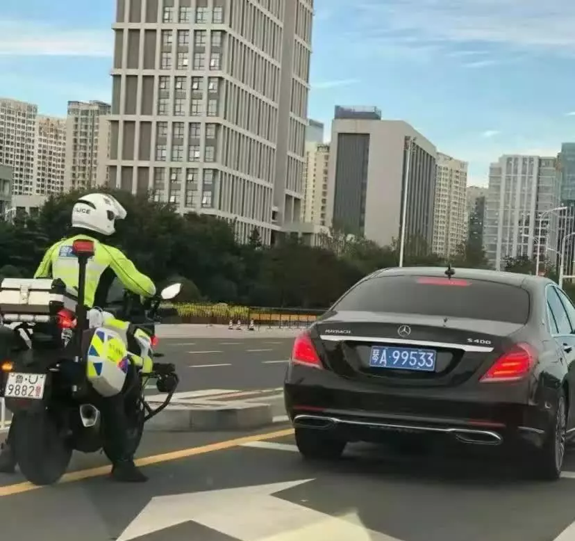 请问这个车牌是哪个省份的？