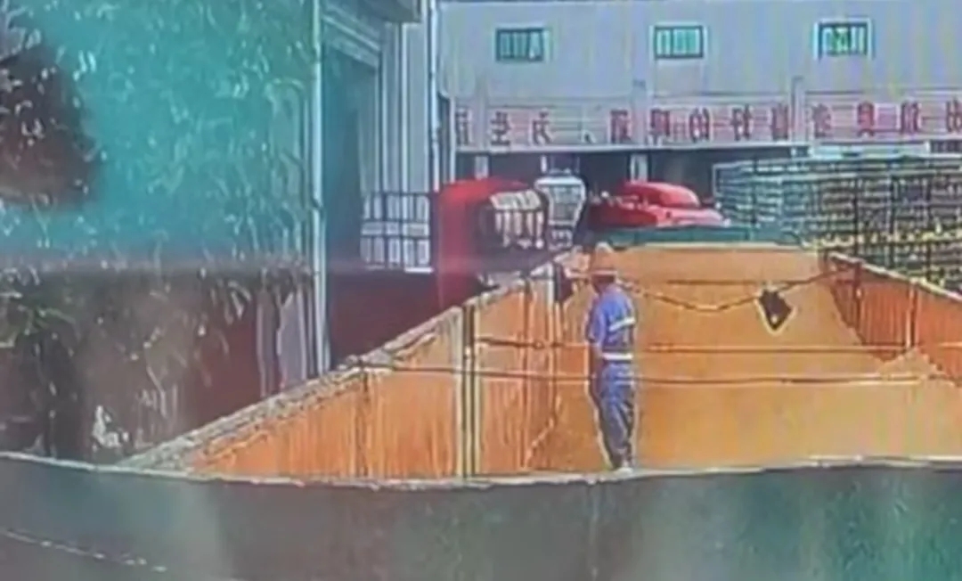 一泡尿毁了一个品牌，马斯克让中国企业善待员工，说的没错。
        青岛啤