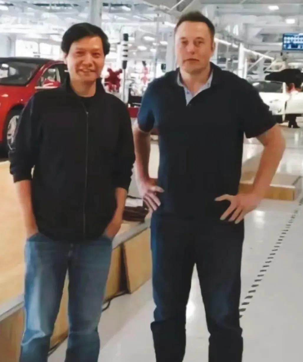 2014年，雷军出访硅谷，在拜访马斯克时，雷军问马斯克，为什么要做特斯拉？

马