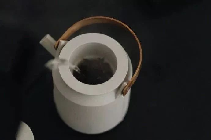 ​佛说：这才叫为人！ 

佛说：为人处世，不要总想着算计，不要总带着恶意。越算计