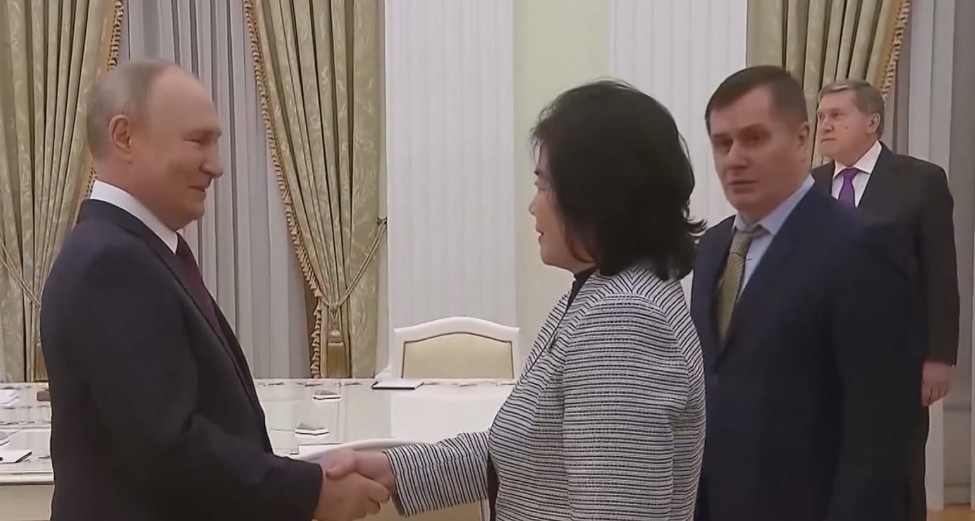 这下轮到美国担忧了，半岛和欧洲局势或发生新的改变。根据俄罗斯《消息报》本月16日