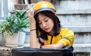 男友为了攀附权贵，弃我于不顾，我的真心喂了狗！心凉之后我做回了任家大小姐