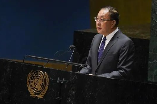 美国拒绝配合工作，我国刚担任安理会轮值国就被立了下马威。
根据规则，我国已在本月
