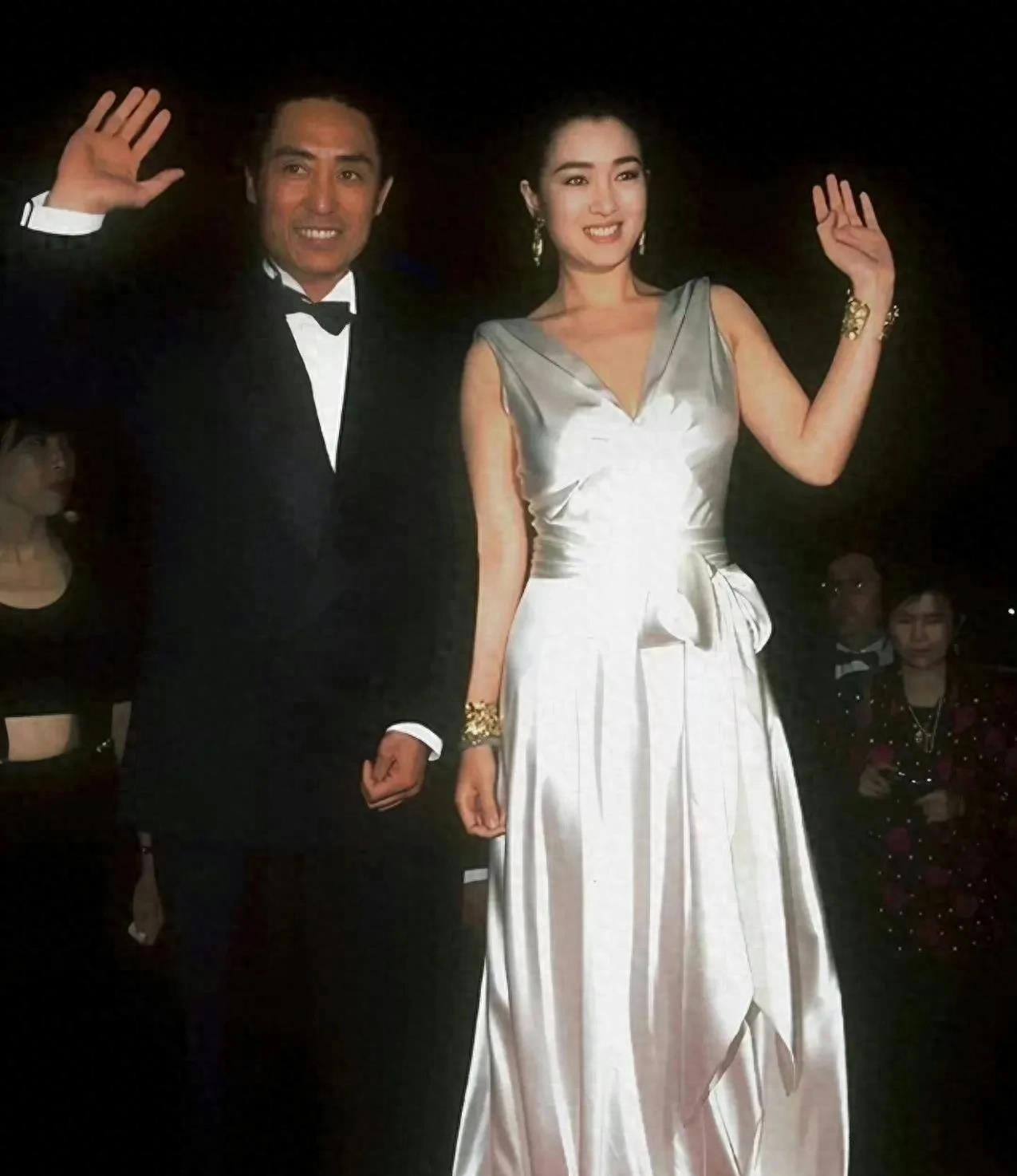 73岁张艺谋与41岁陈婷离婚，被压榨了20年，陈婷总算仍是想开了