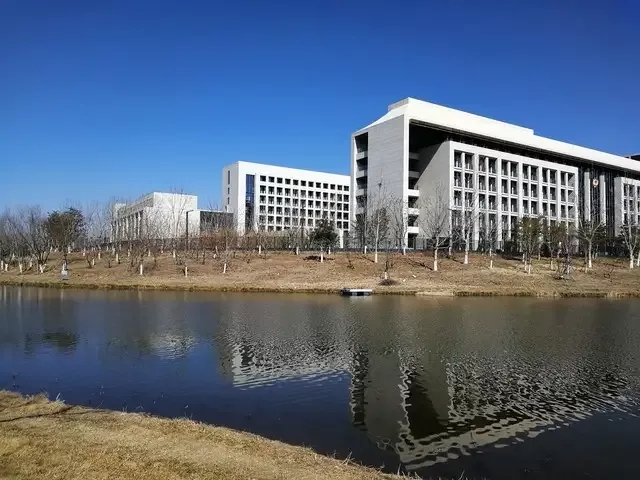 今年儿子高考失利，考了686分，参加了清华强基笔试，面试，体测，都过了，可是他选