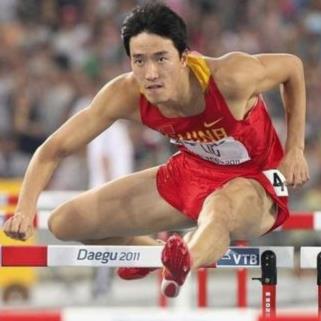2014年，刘翔与葛天结婚。有一次，家里人吃饭时，葛天觉得婆婆做的红烧肉很好吃。