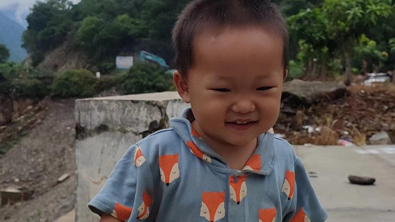 四川男童1岁多在家门口走失已经2天！爸爸称当时正忙于卖芒果，孩子如同凭空消失