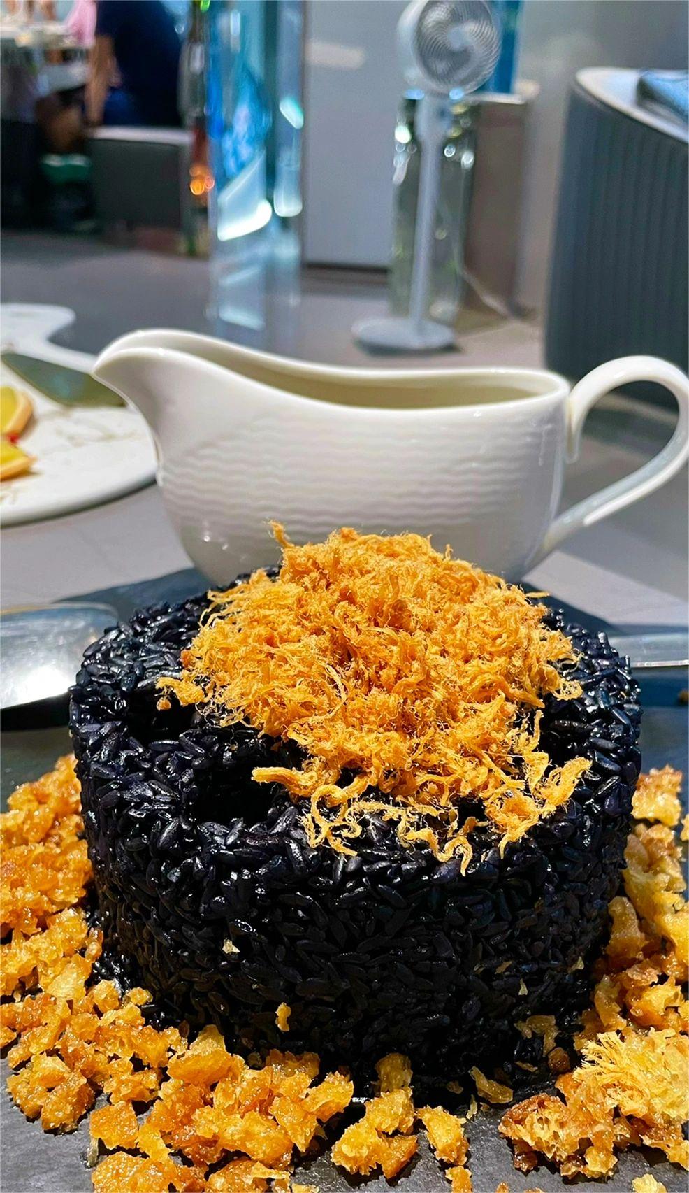 服了🆘这一碗浇汁乌米饭好吃到想嫁温州人