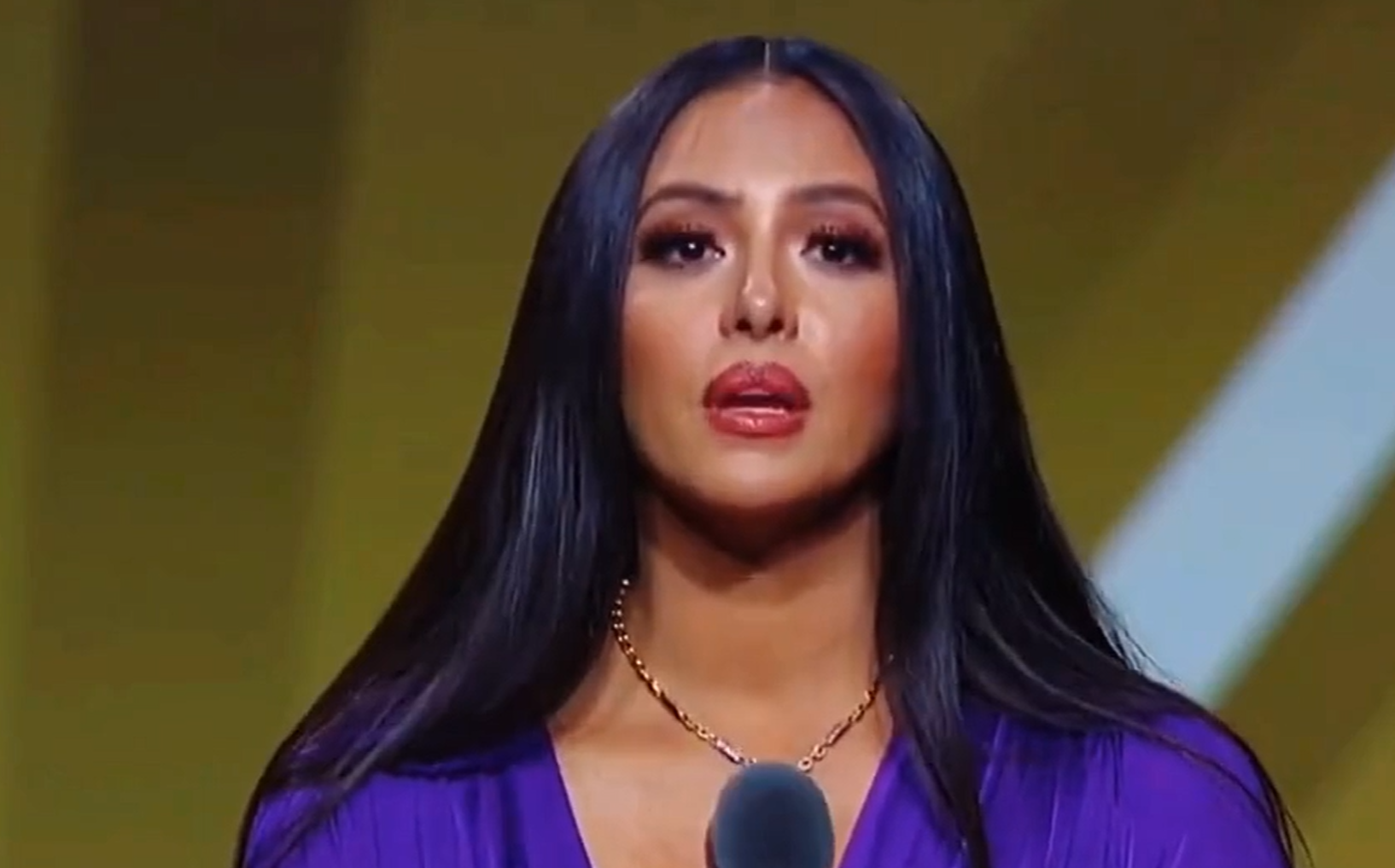 科比言论火了！梅西爽约引争议，黑曼巴曾表示：球迷攒钱看球，不能休息
梅西遭遇信任