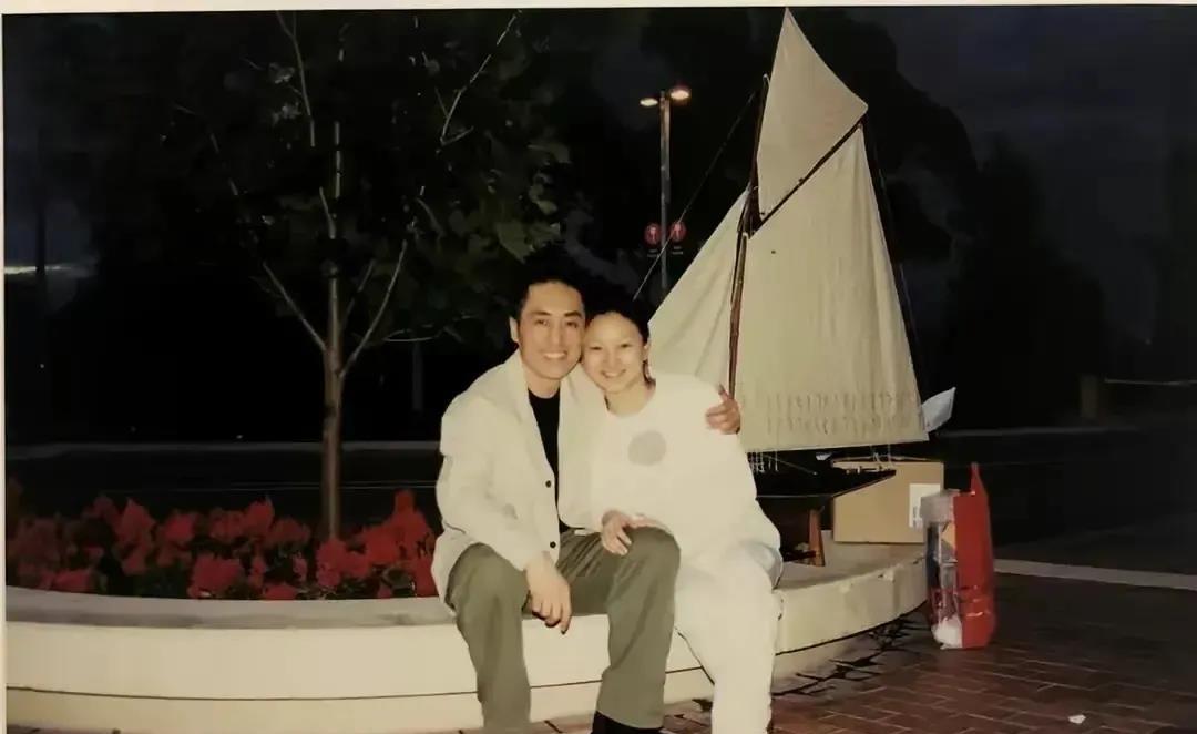 大家都说张艺谋的妻子陈婷是人生赢家！我真的不觉得呢。陈婷18岁就懂得躺在张老头床