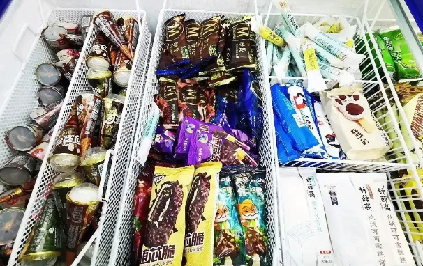 今年上半年不健康的食品销售惨淡，为了孩子的健康，大家做的真的很棒！！！
拿冰激凌