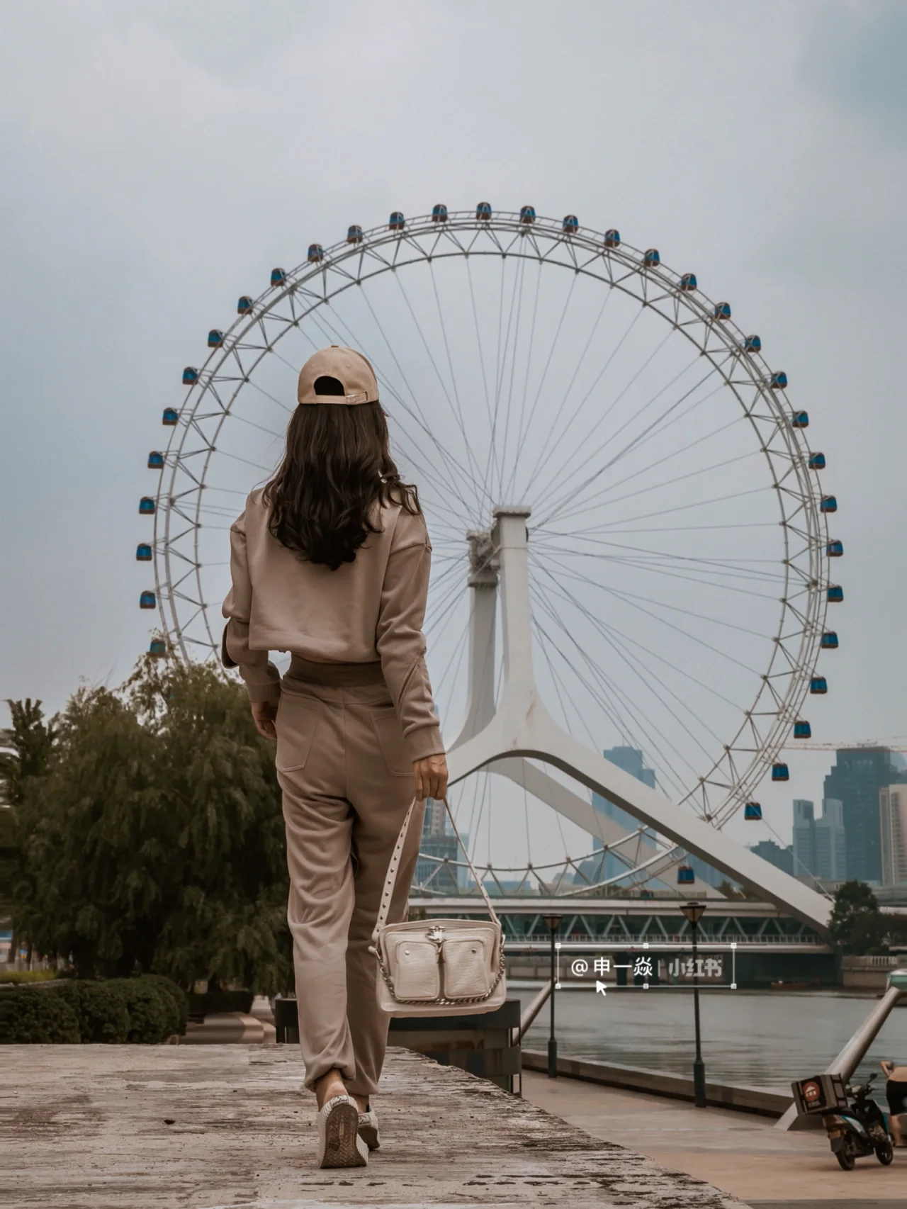天津之眼|都说仰望摩天轮的人是在仰望幸福