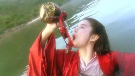 被这些“富二代”娶走的女星，个个貌美如花，可惜嫁错了啊！