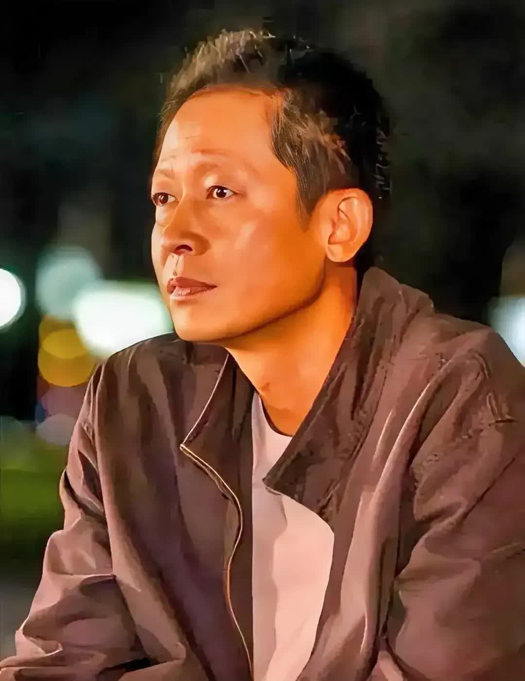 王志文在《天道》里说“我现在已经不和别人争吵了，因为我开始意识到，每个人只能站在