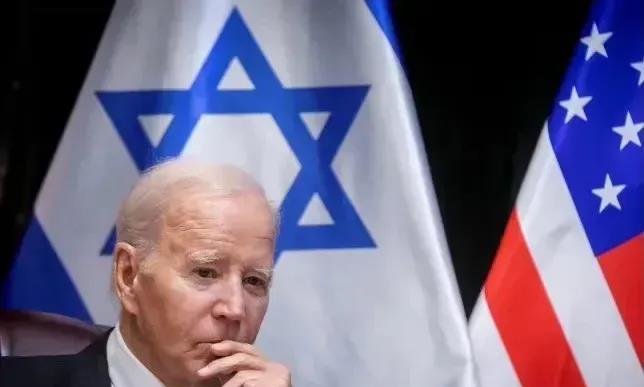 美帝遇上了猪队友！据美国媒体报道，以色列对加沙贾巴利亚难民营进行了轰炸，导致19