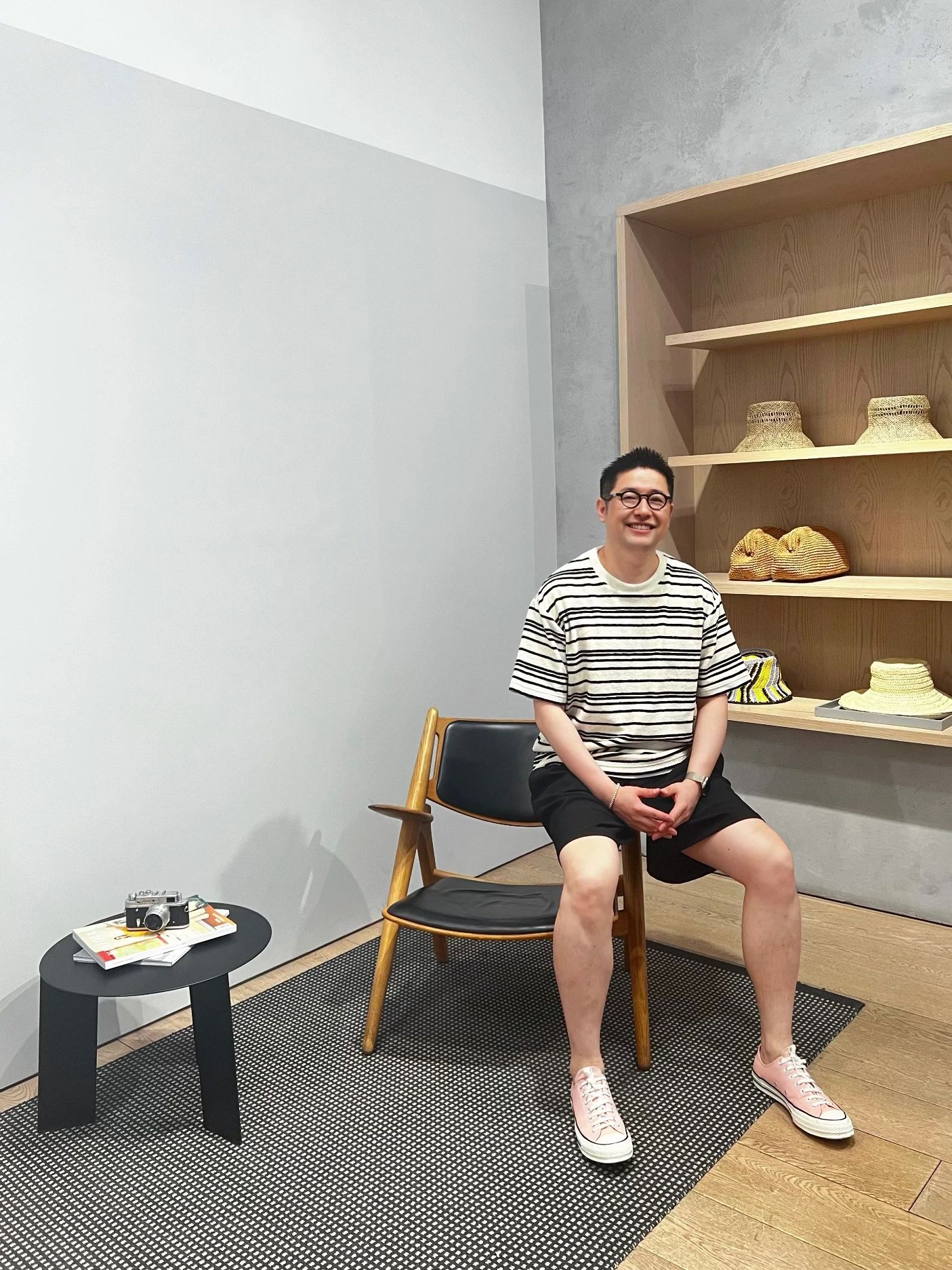 你永远可以相信黑白配。