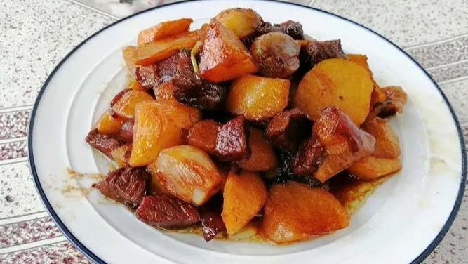 意想不到的强强联合意想不到的惊艳美食—红薯烧猪肉