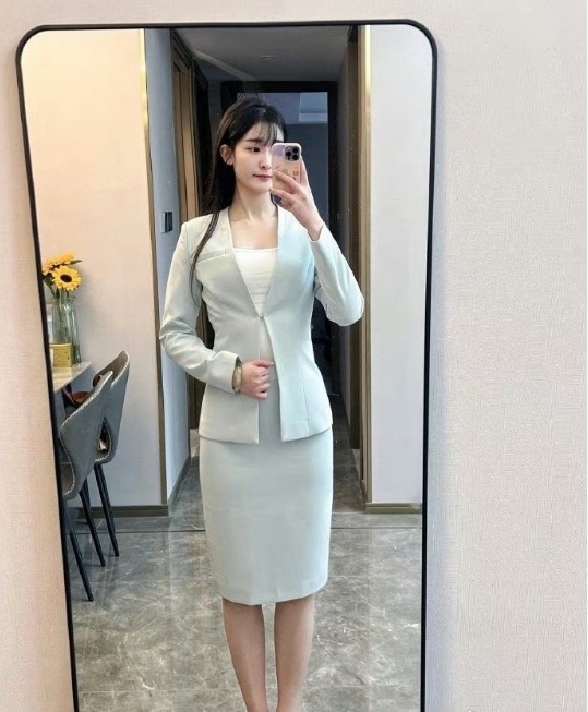 体制内女教师的通勤穿搭 ​  ​​​