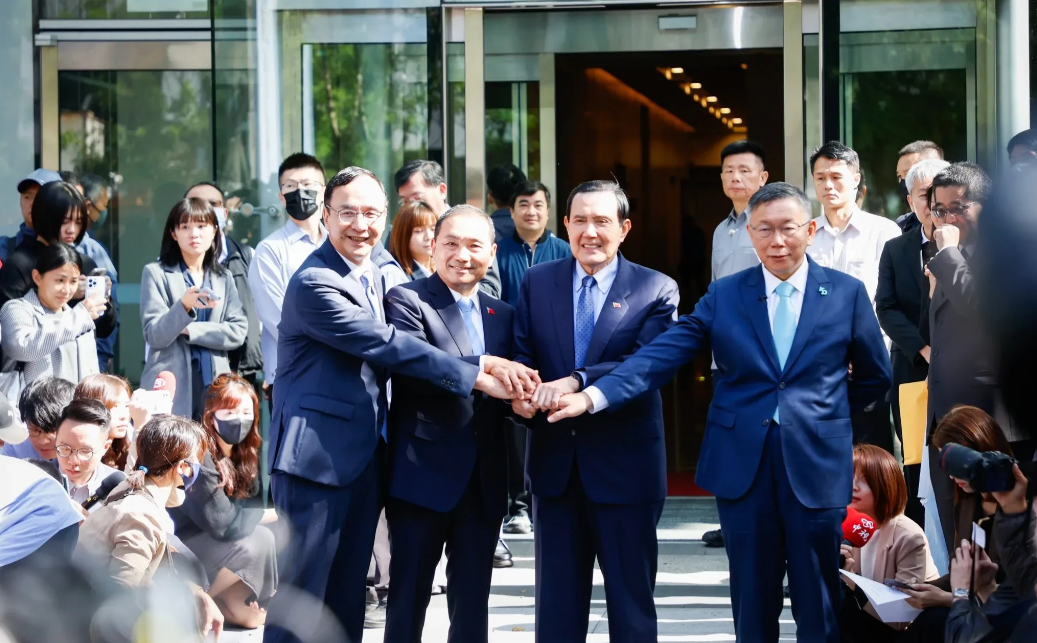 如果赢了台湾地区大选，马英九将可奠定其在国民党内不可动摇的历史定位。即便蓝白组合