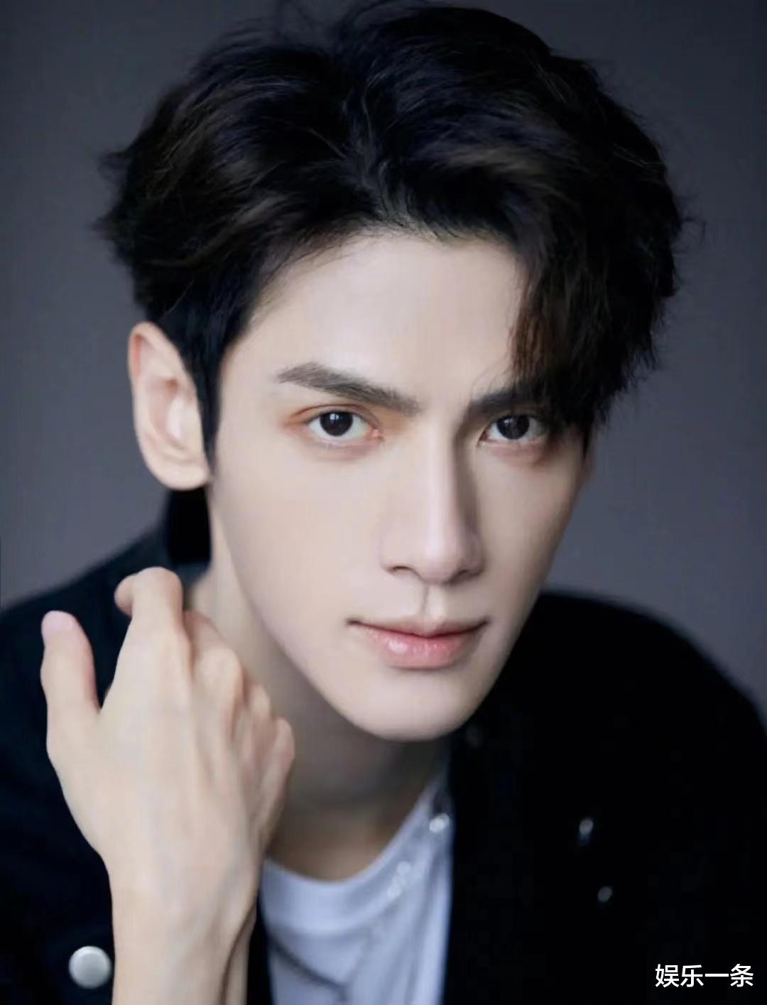罗云熙为什么不上综艺 ? 回应来了 希望实现自我价值