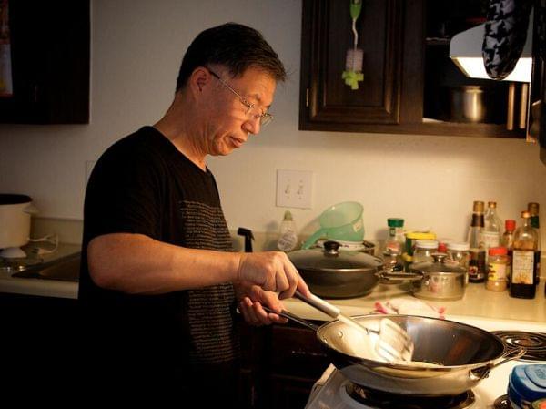 前段时间，我和公公吵架，几个月了，一直没有讲话，都看对方不顺眼，今天老公外出办事