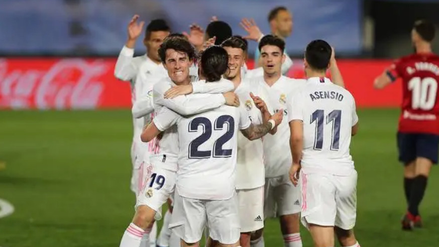 皇马在本赛季的表现中露出了一些防线上的疲软之处