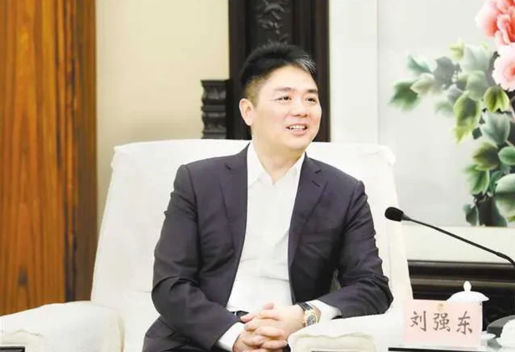 京东大强子昨天已经抵达陕西潼关（董宇辉老家），经过两天的沟通，京东拿出10个小目