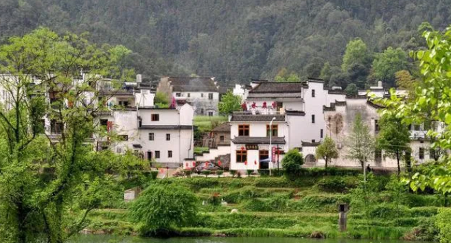 抓住所谓的风口，大象都能飞起来
1990年到1997年；下海经商
1997年到2