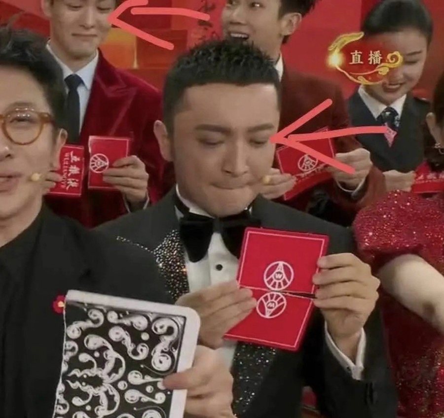 刘谦的魔术加上尼格买提“穿帮”，一次失误逗乐全国观众！
2024的春晚收视创了新