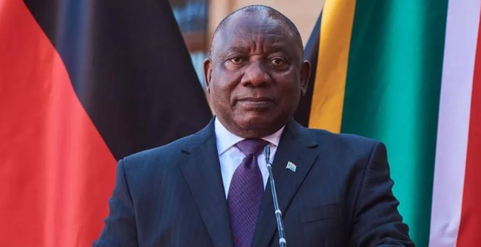 这个世界不应该只是袖手旁观，更要拿出实际行动，南非总统霸气表态！

11月20日