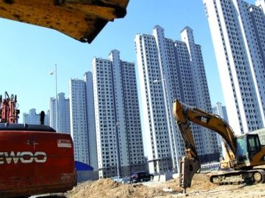 上海楼市冷冷清清，二手房价惨遭暴跌，着实令人心痛。三年前我在徐汇花费了1270万