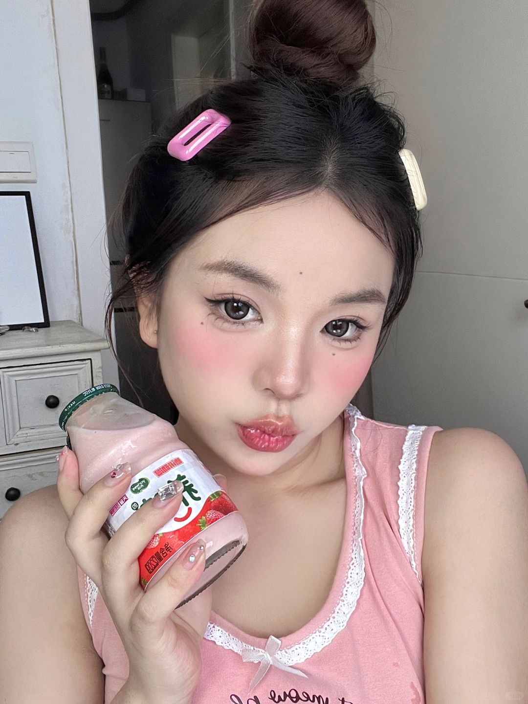 适合圆脸宝宝体质的草莓果汁妆‎˖⸂ ‎⟡ ˖🍓𓂃
今天是草莓味的小🐑 ❛‿